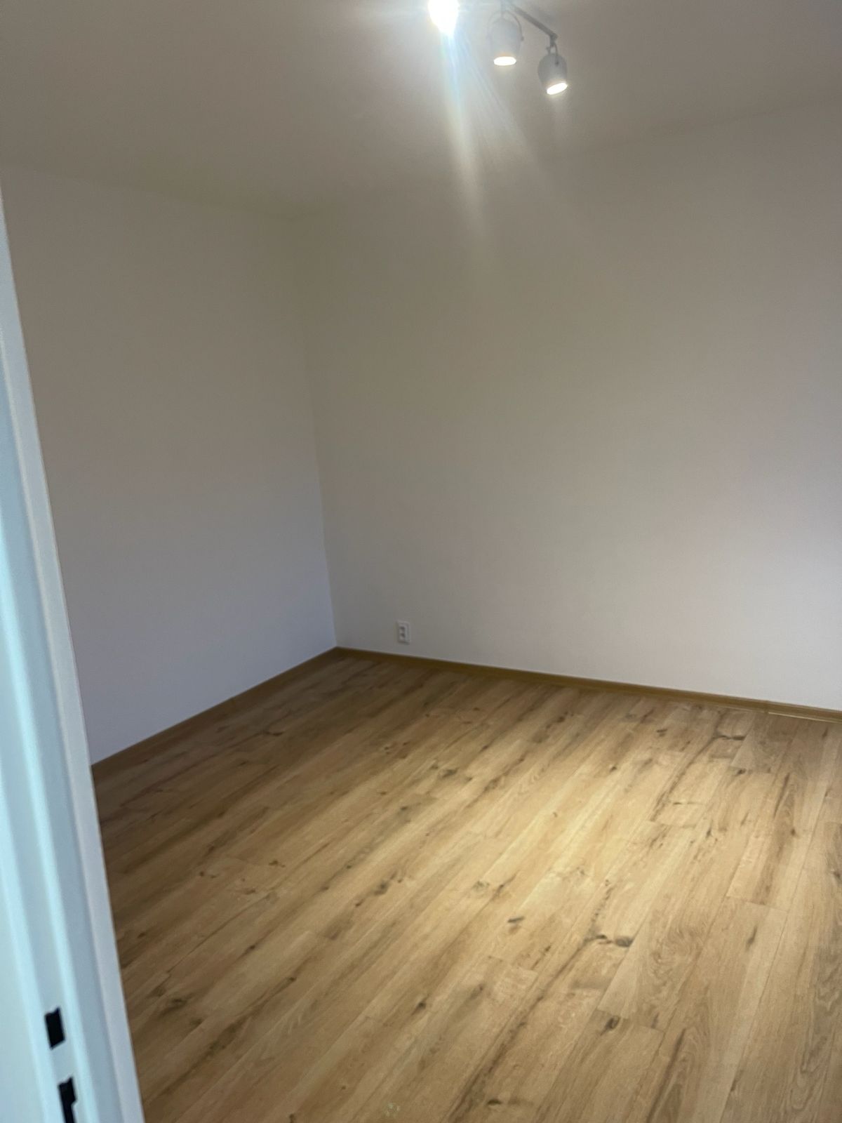 Rekonstrukce bytu - WhatsApp Image 2025-12-14 at 22.09.39 (6)